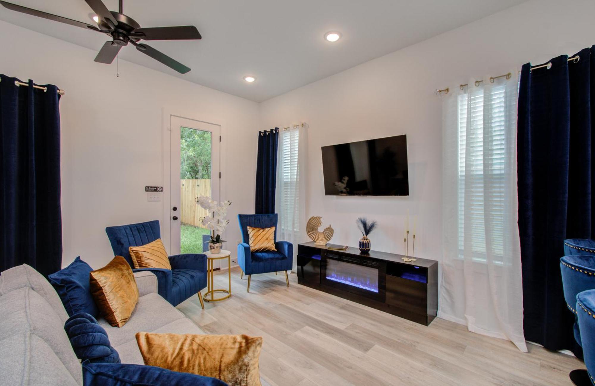 Urban Luxe Getaway 4 Mins To Dt Newly Built Home Houston Exterior photo